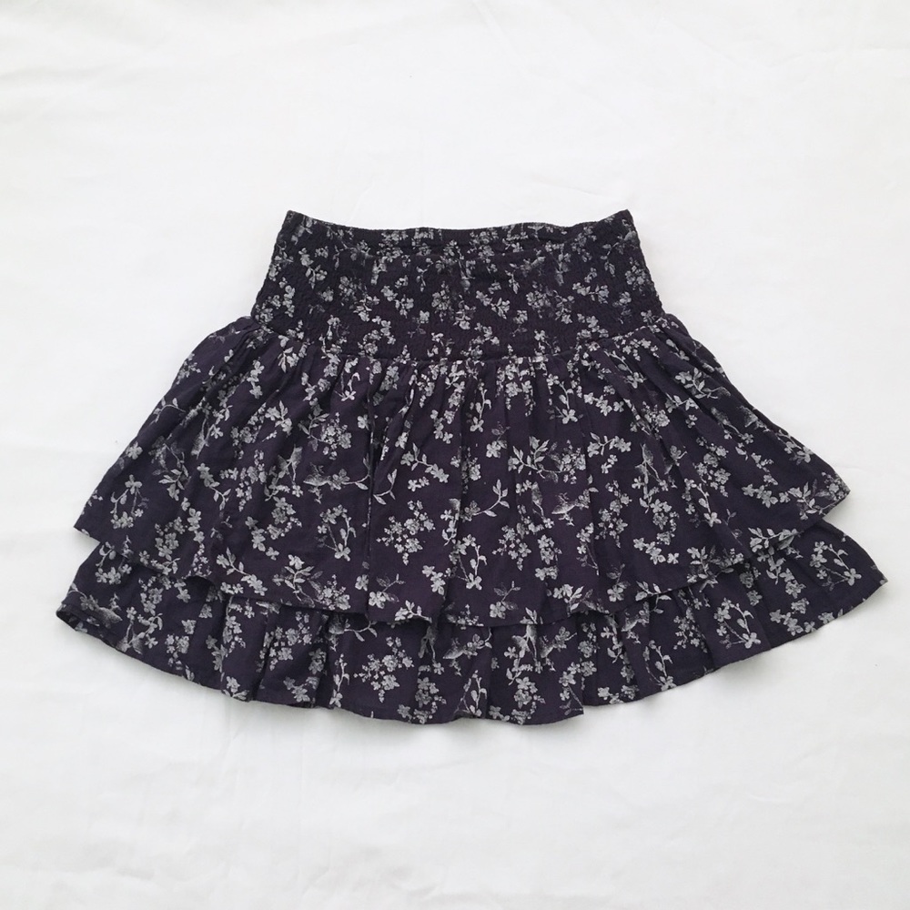 H&M Tiered Skirt Navy Blue Floral
